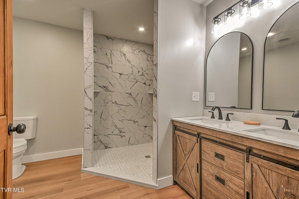 Photo #25: 15216 Bordwine Road