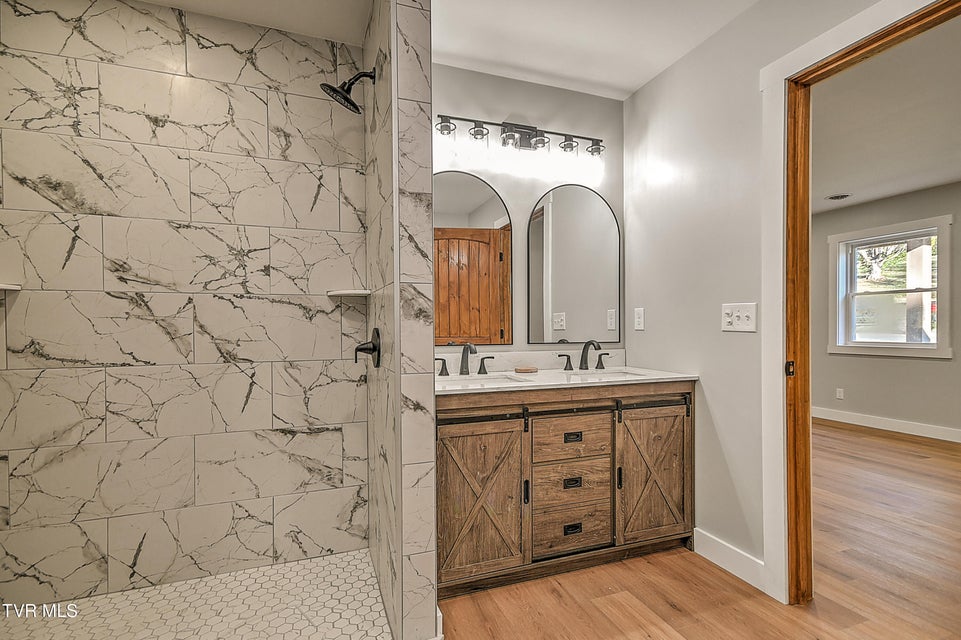 Photo #26: 15216 Bordwine Road