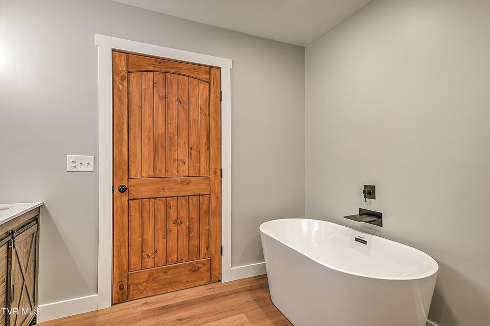 Photo #27: 15216 Bordwine Road