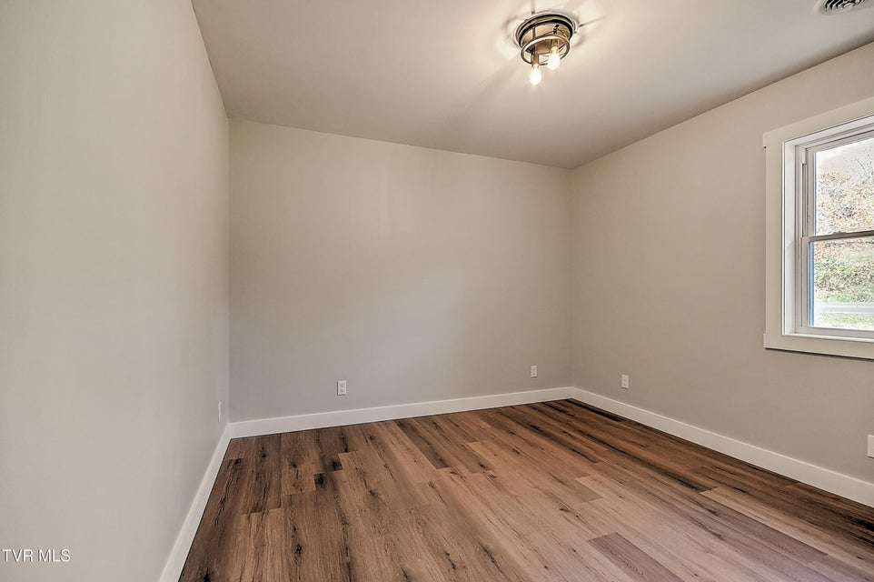 Photo #32: 15216 Bordwine Road