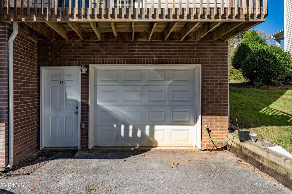 Photo #32: 2305 Greenwood Drive