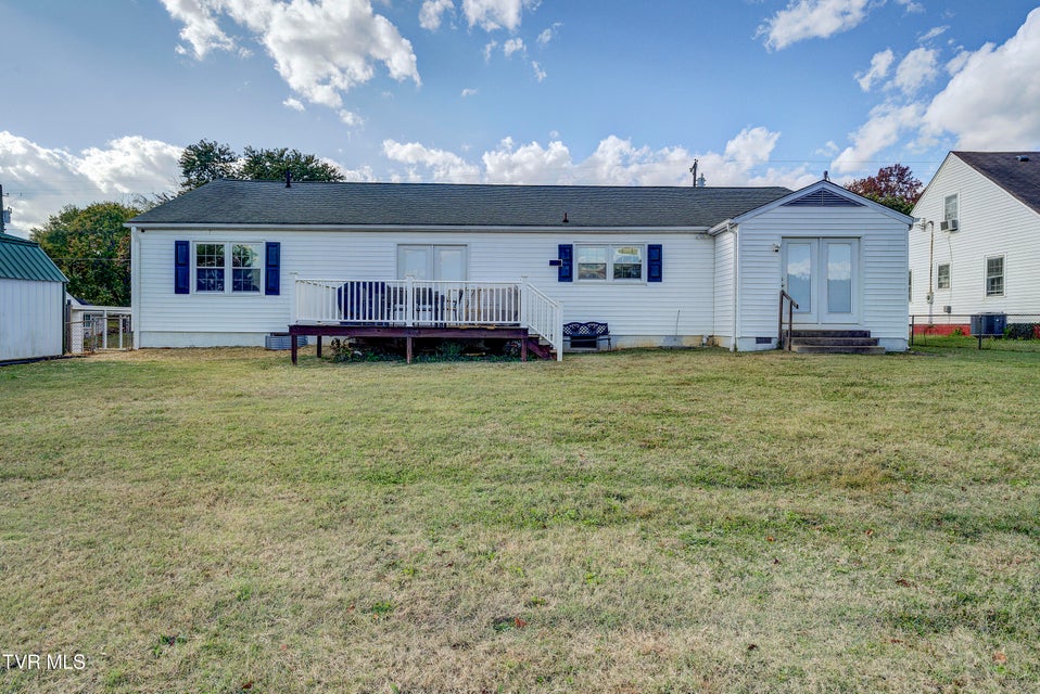 Photo #7: 1617 Tremont Avenue