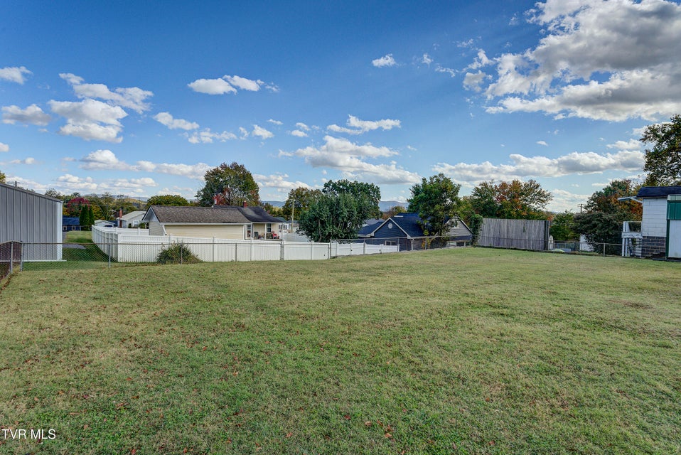 Photo #9: 1617 Tremont Avenue