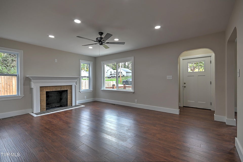 Photo #14: 3236 Ashley Street