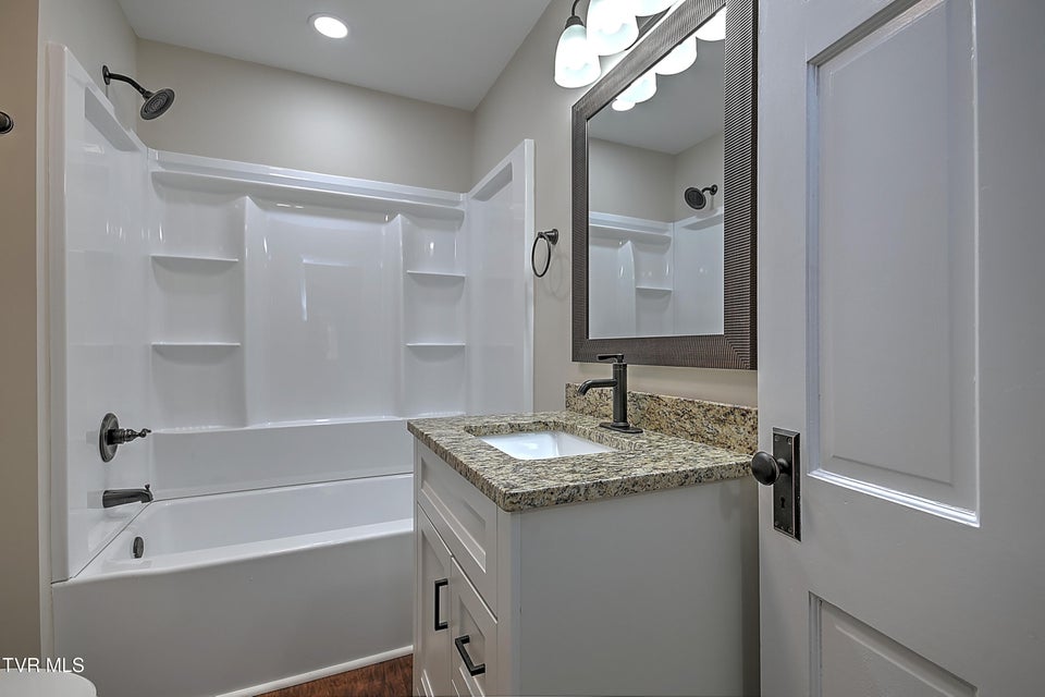 Photo #24: 3236 Ashley Street