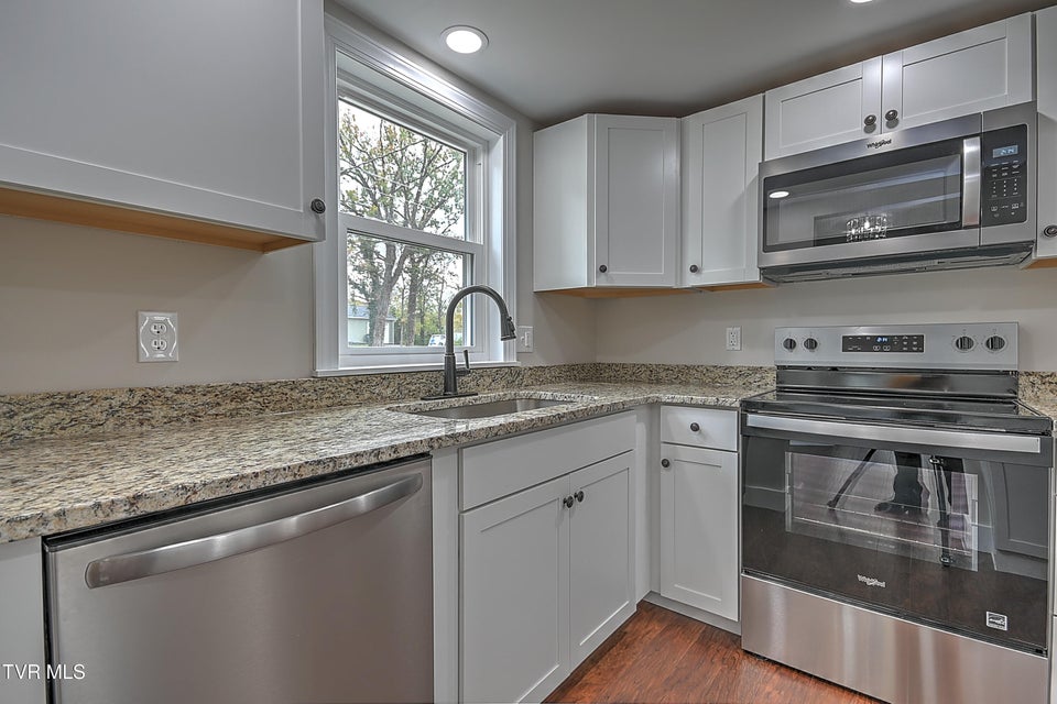 Photo #30: 3236 Ashley Street