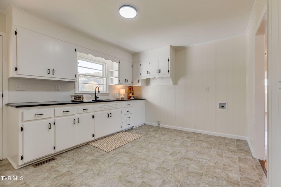 Photo #13: 320 Independence Drive