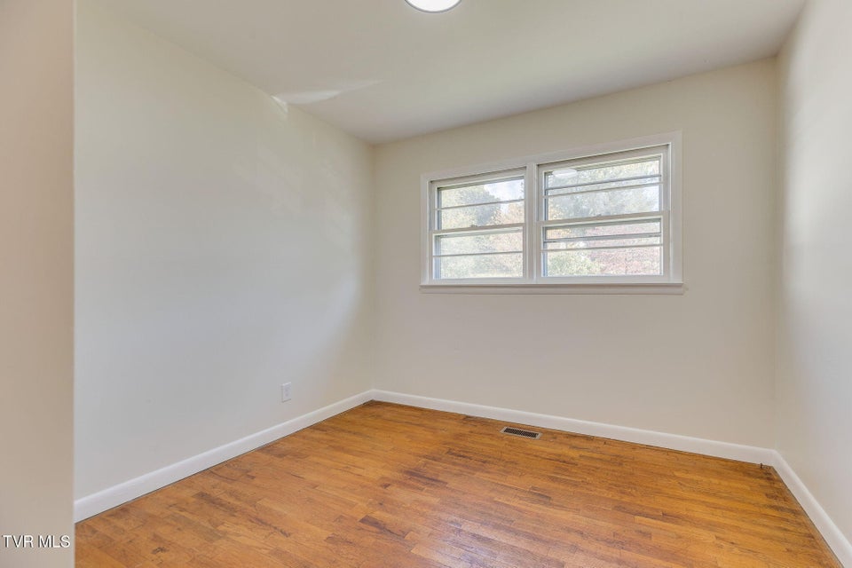 Photo #16: 320 Independence Drive