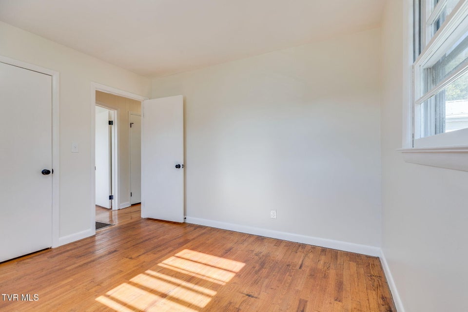 Photo #25: 320 Independence Drive