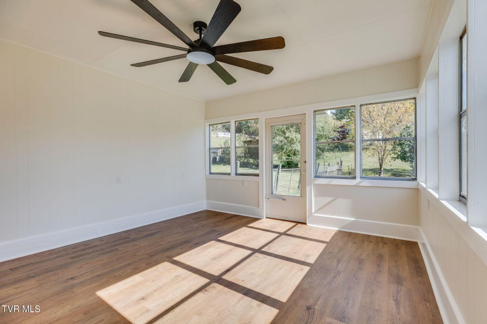 Photo #27: 320 Independence Drive