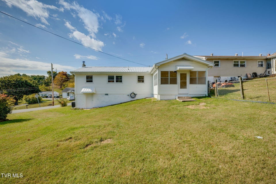 Photo #4: 320 Independence Drive