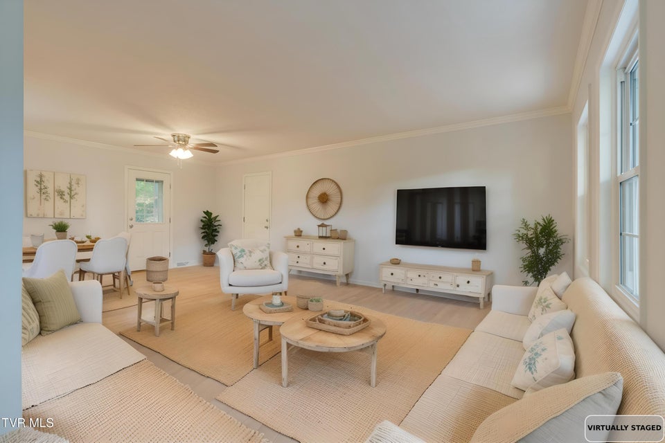 Photo #6: 506 Edgewood Drive