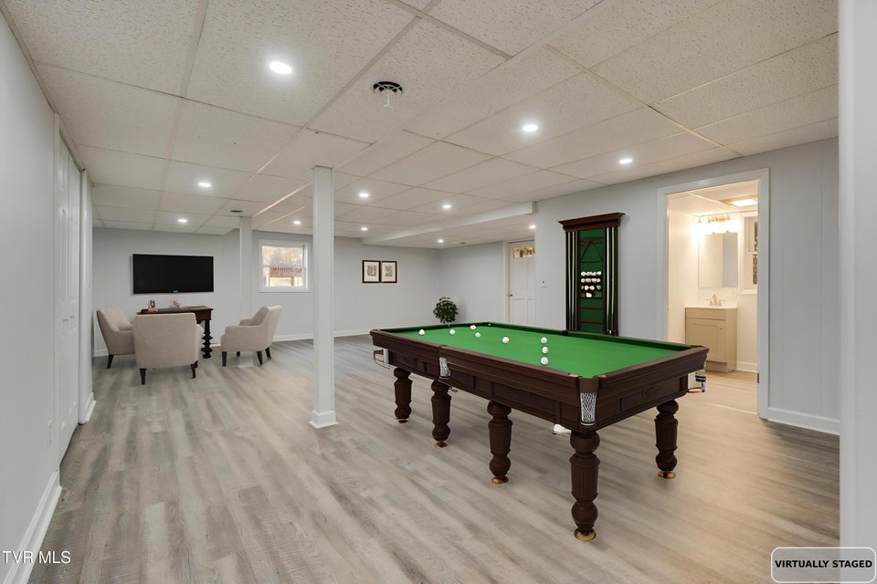 Photo #31: 506 Edgewood Drive