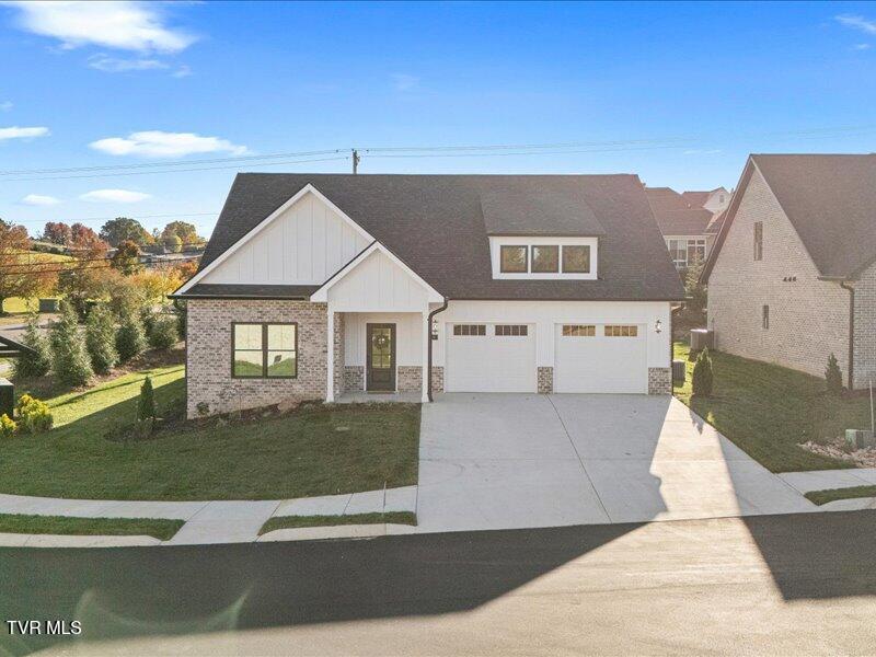 Photo #47: 19 Station Way