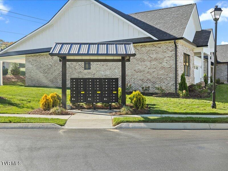 Photo #49: 19 Station Way