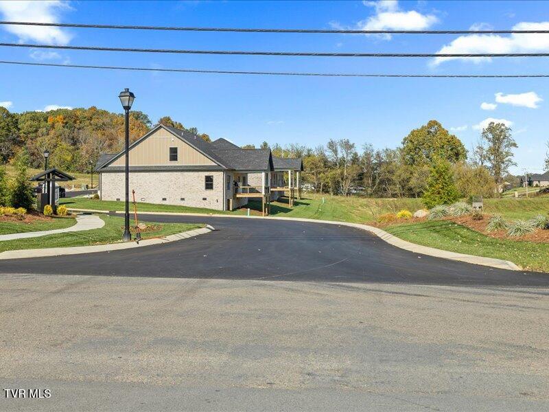 Photo #50: 19 Station Way