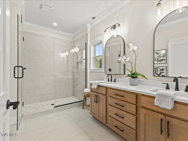 Photo #27: 19 Station Way