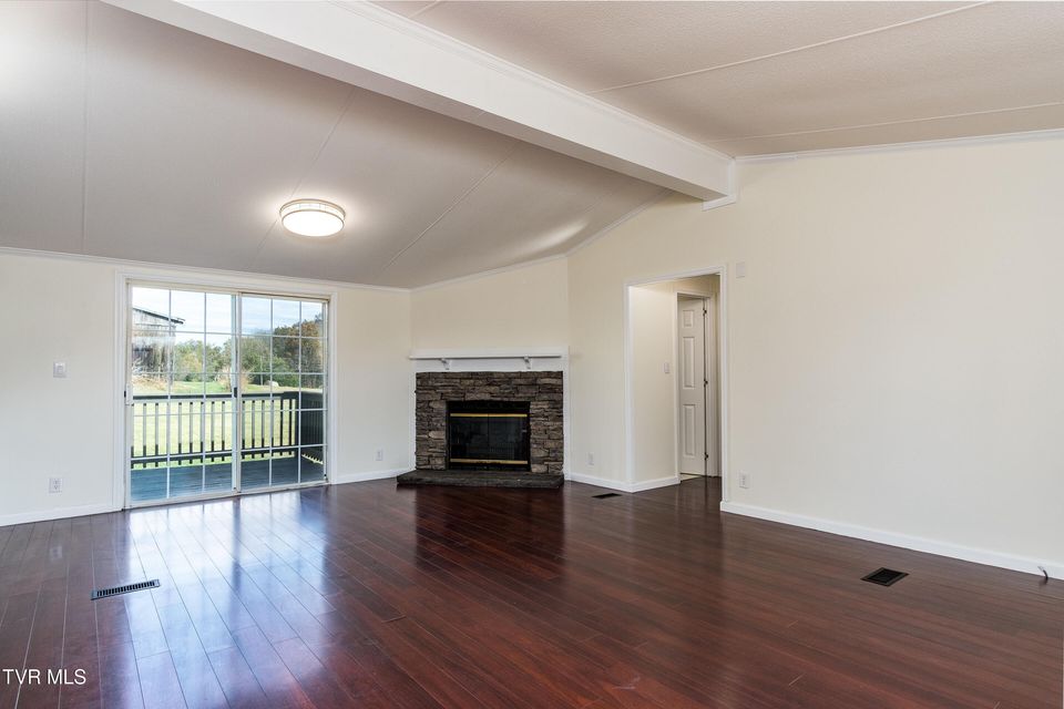 Photo #6: 4356 Blue Springs Parkway