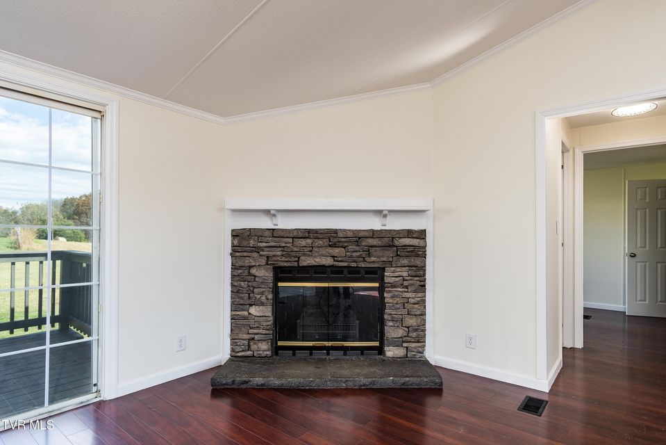 Photo #7: 4356 Blue Springs Parkway