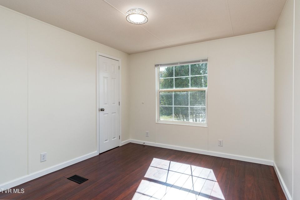 Photo #19: 4356 Blue Springs Parkway