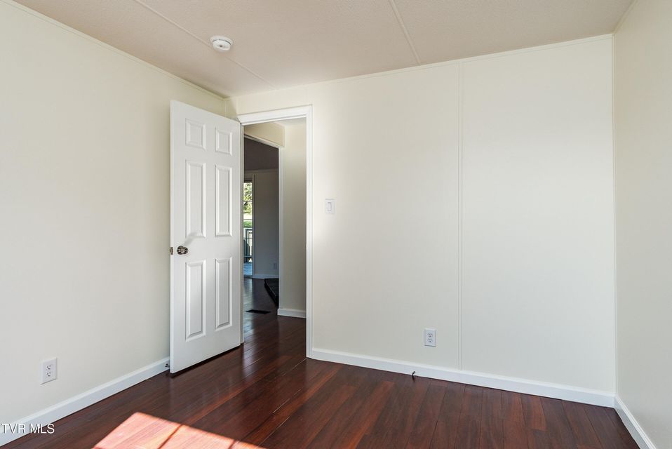 Photo #21: 4356 Blue Springs Parkway