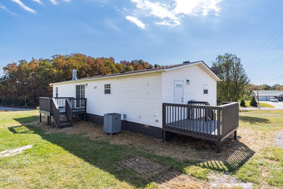 Photo #29: 4356 Blue Springs Parkway