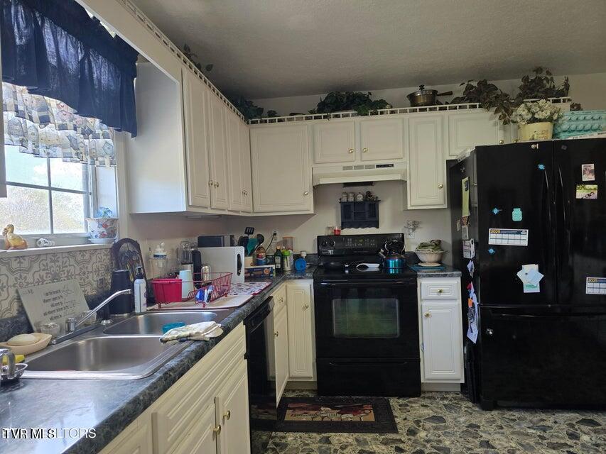 Photo #10: 156 El Sara Drive