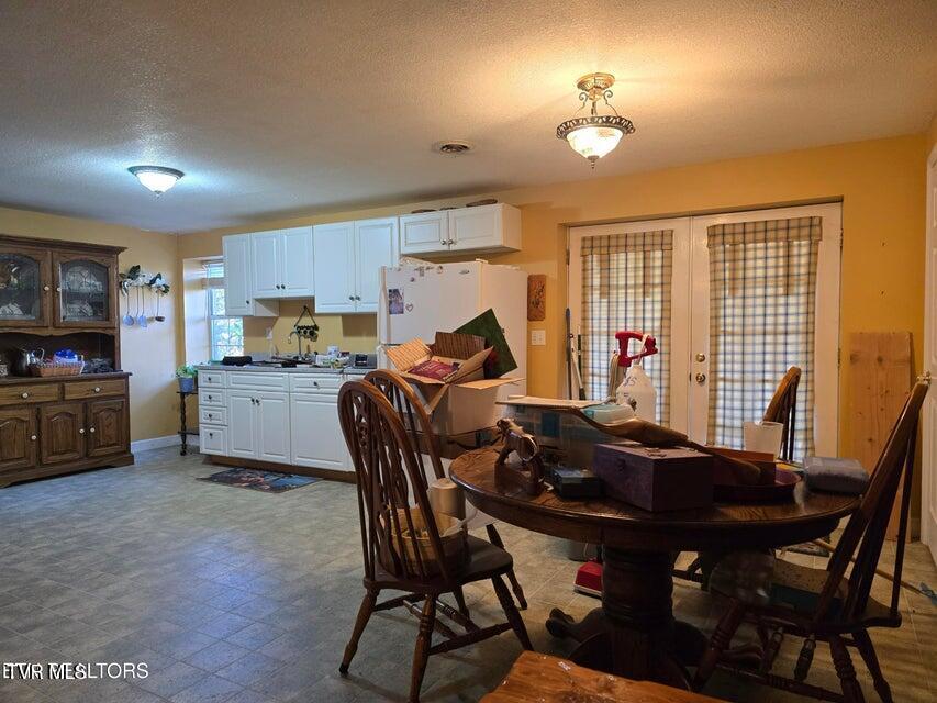 Photo #27: 156 El Sara Drive