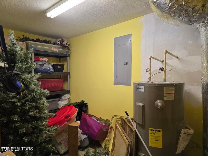 Photo #39: 156 El Sara Drive