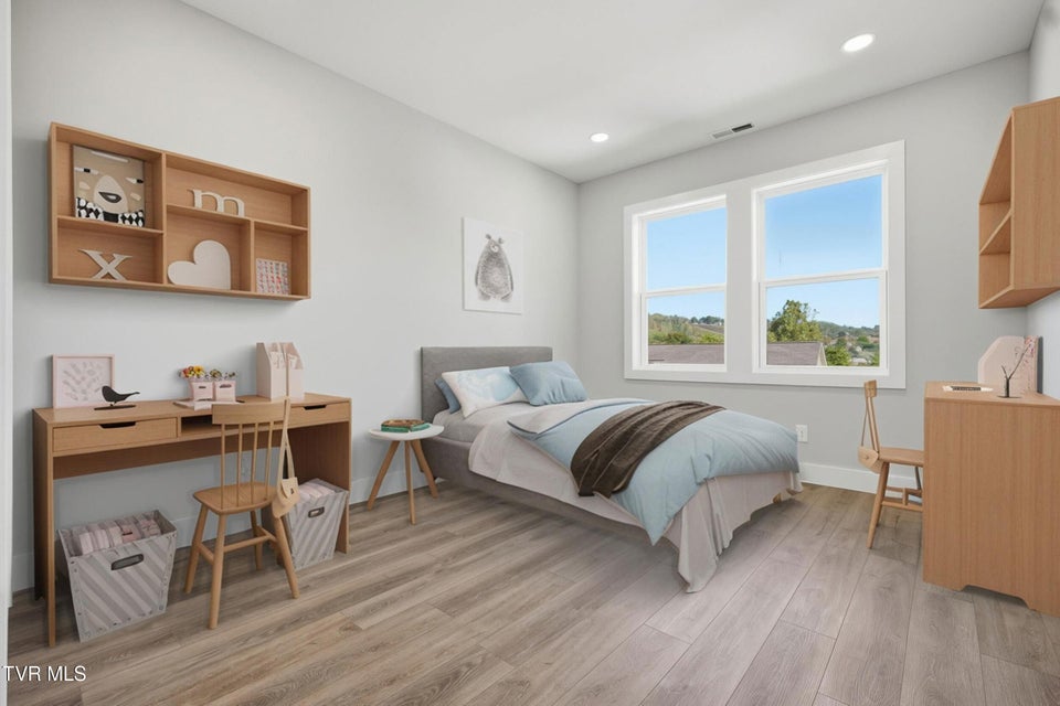 Photo #29: 1809 Top Sail Court