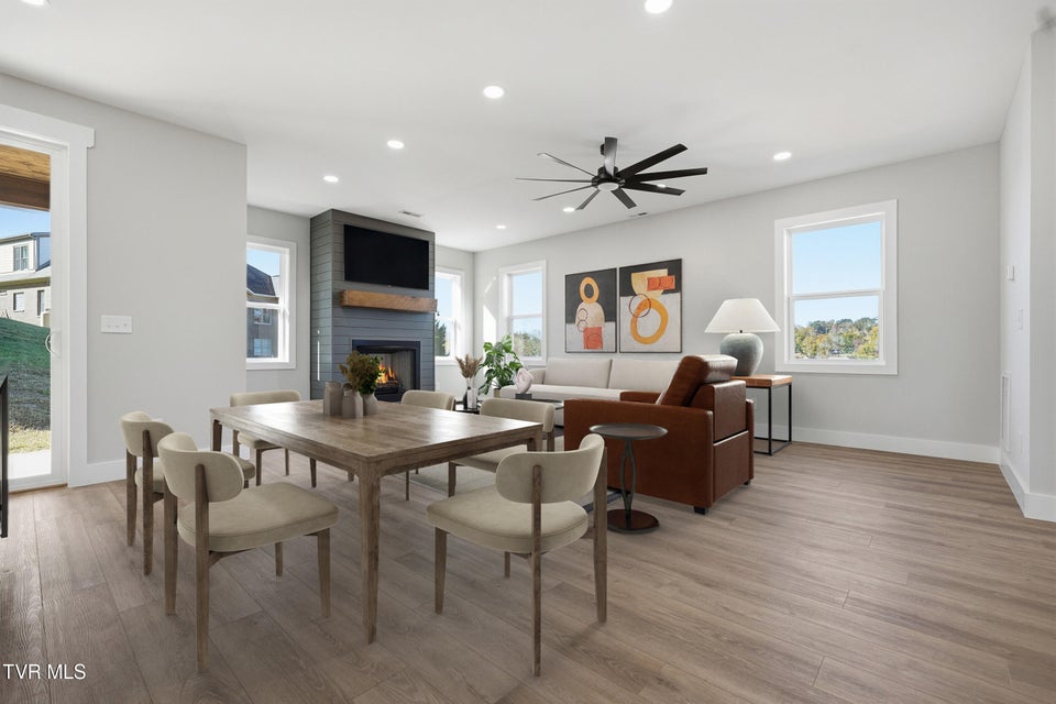 Photo #10: 1809 Top Sail Court