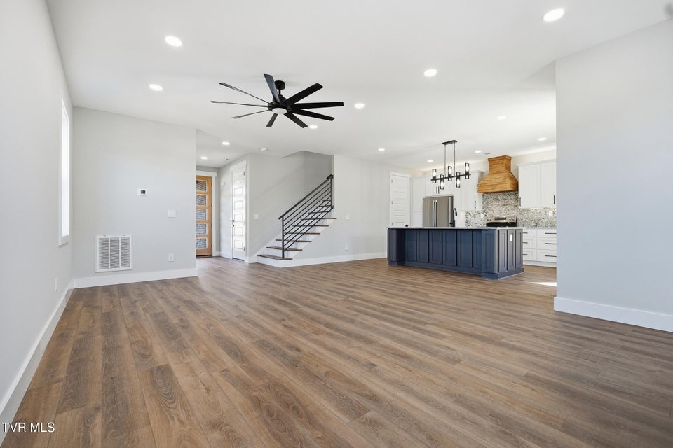 Photo #8: 1809 Top Sail Court