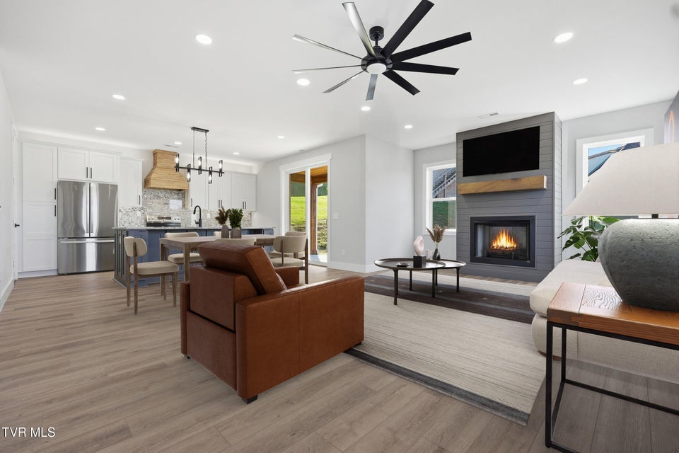 Photo #7: 1809 Top Sail Court