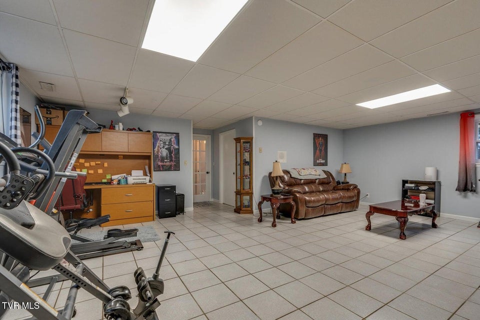 Photo #36: 417 Oakmont Drive