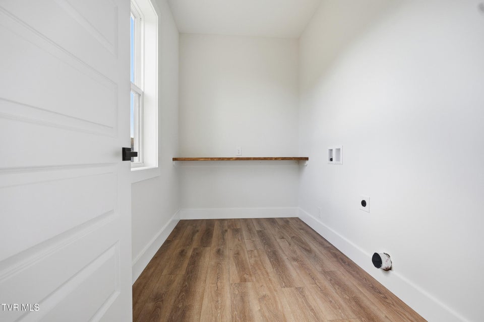 Photo #30: 1846 Top Sail Court