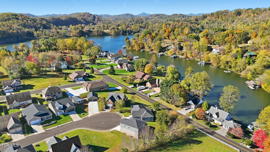 Photo #46: 1846 Top Sail Court