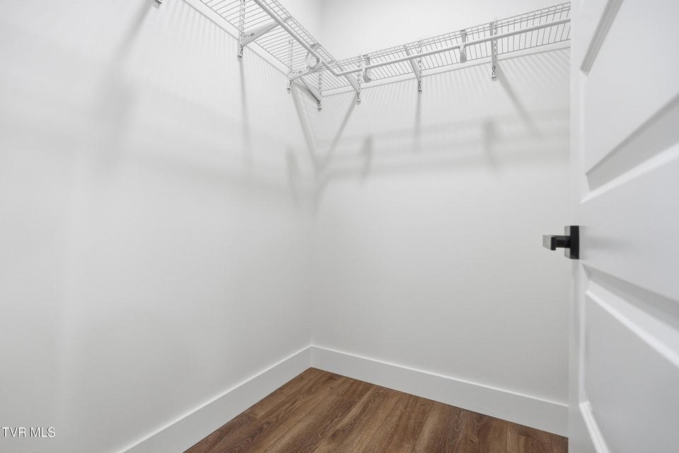 Photo #27: 1846 Top Sail Court