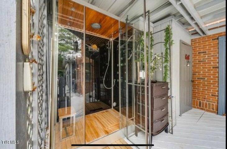 Photo #39: 1000 Rotherwood Drive