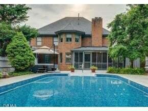 Photo #40: 1000 Rotherwood Drive