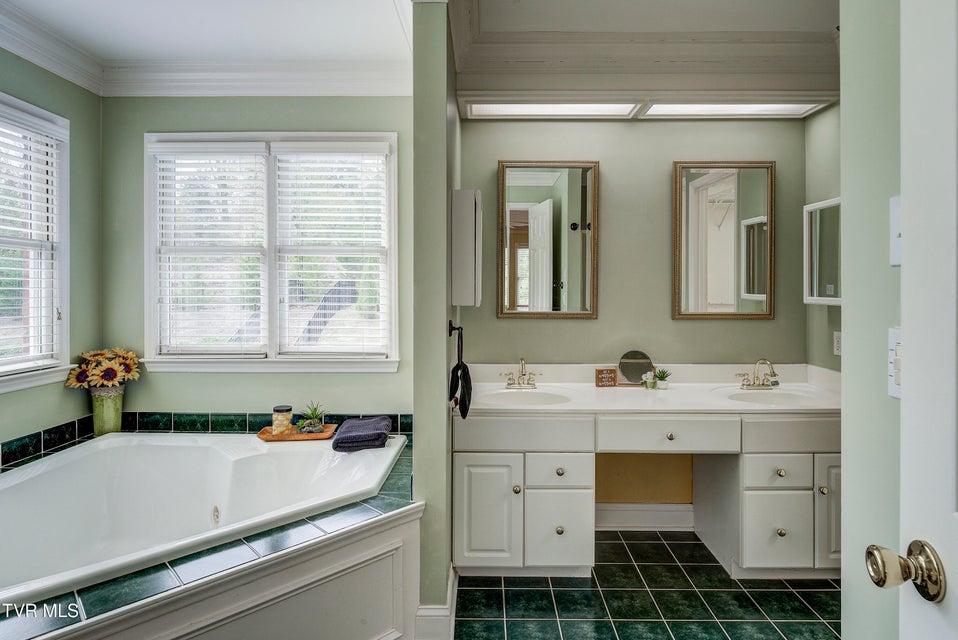 Photo #35: 2824 Berkshire Lane