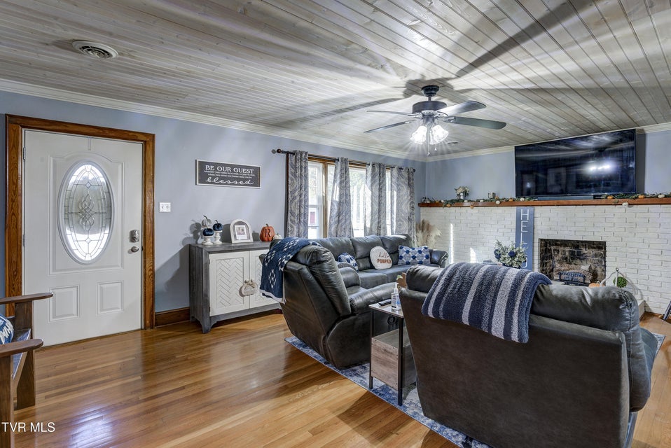 Photo #13: 1617 Tremont Avenue