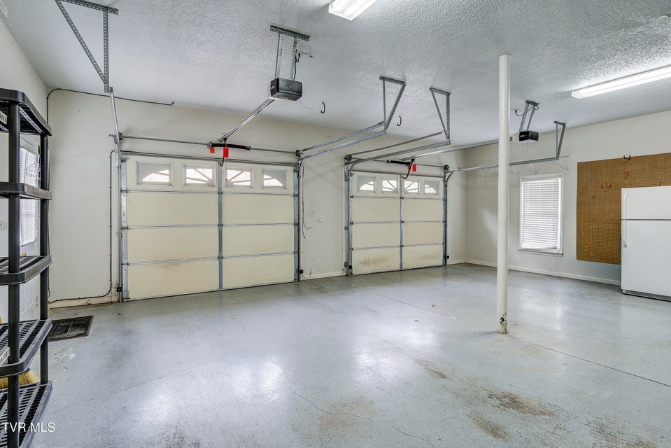 Photo #61: 2824 Berkshire Lane