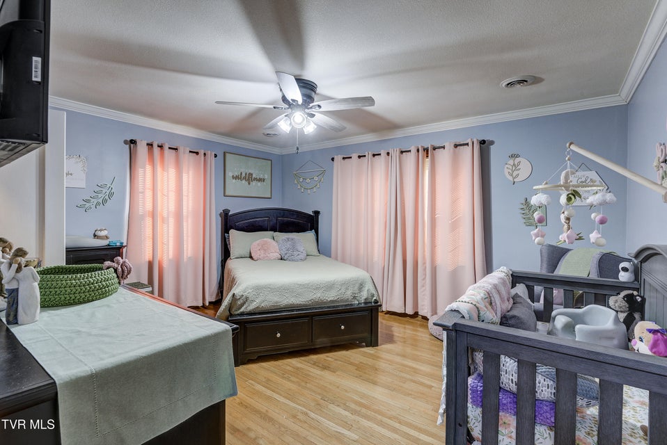 Photo #23: 1617 Tremont Avenue