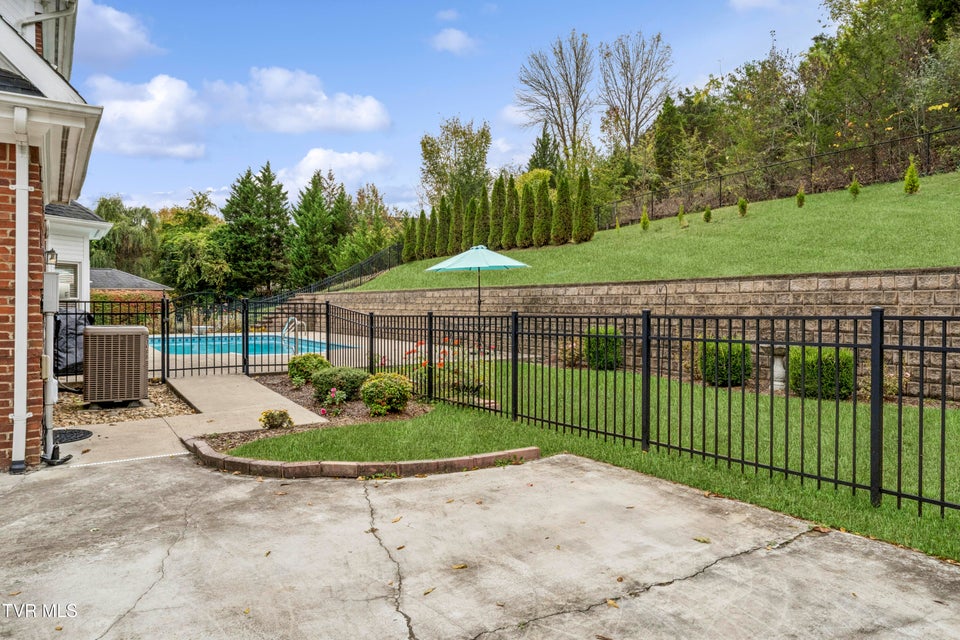 Photo #69: 2824 Berkshire Lane