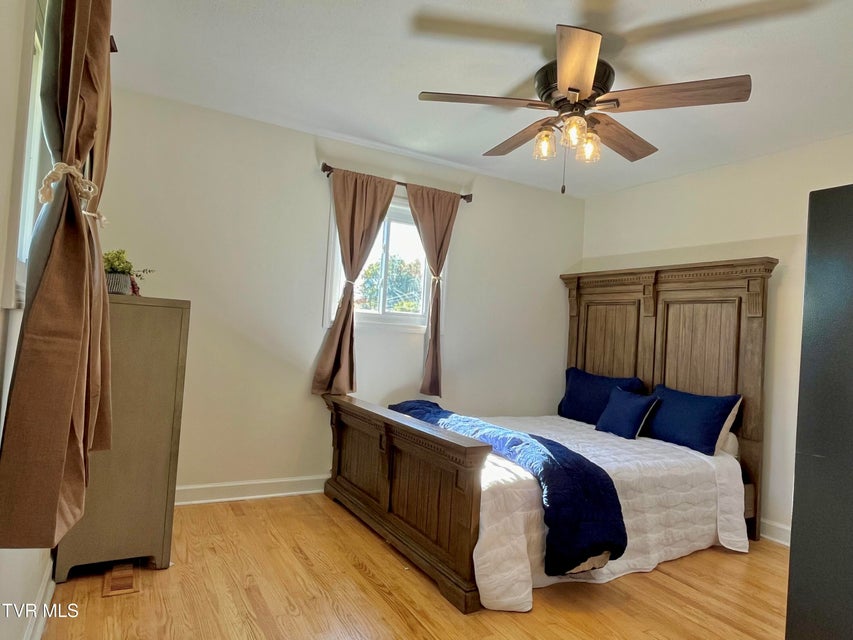 Photo #10: 2713 Highway 81 