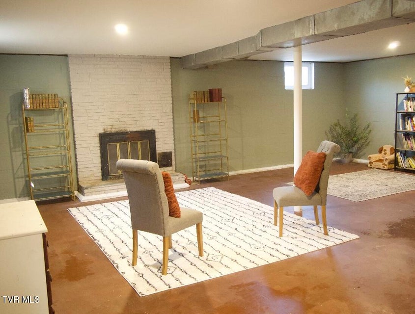 Photo #14: 2713 Highway 81 