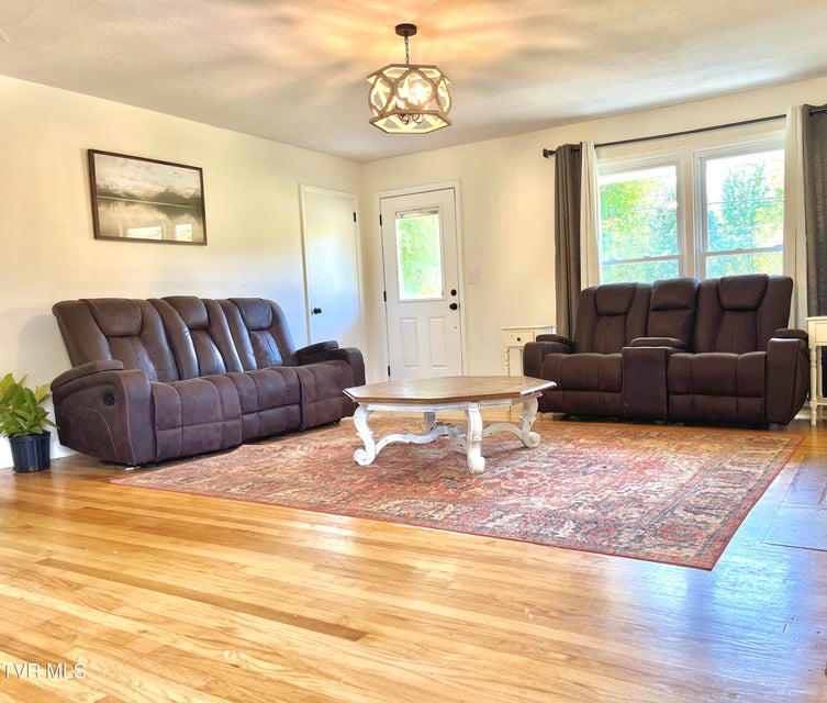 Photo #16: 2713 Highway 81 