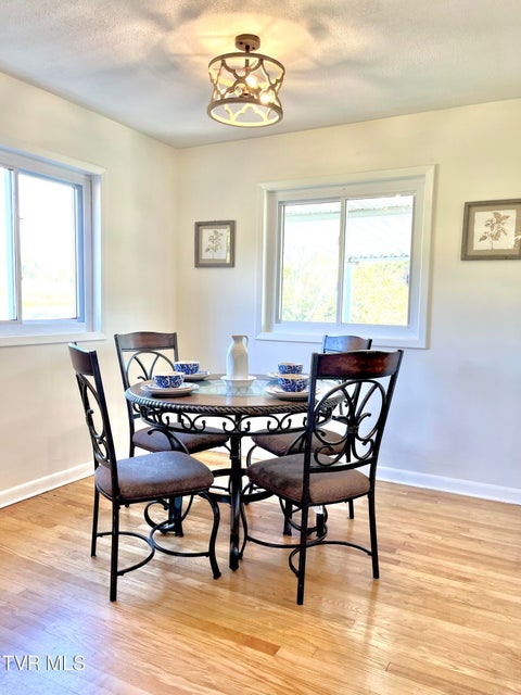 Photo #17: 2713 Highway 81 