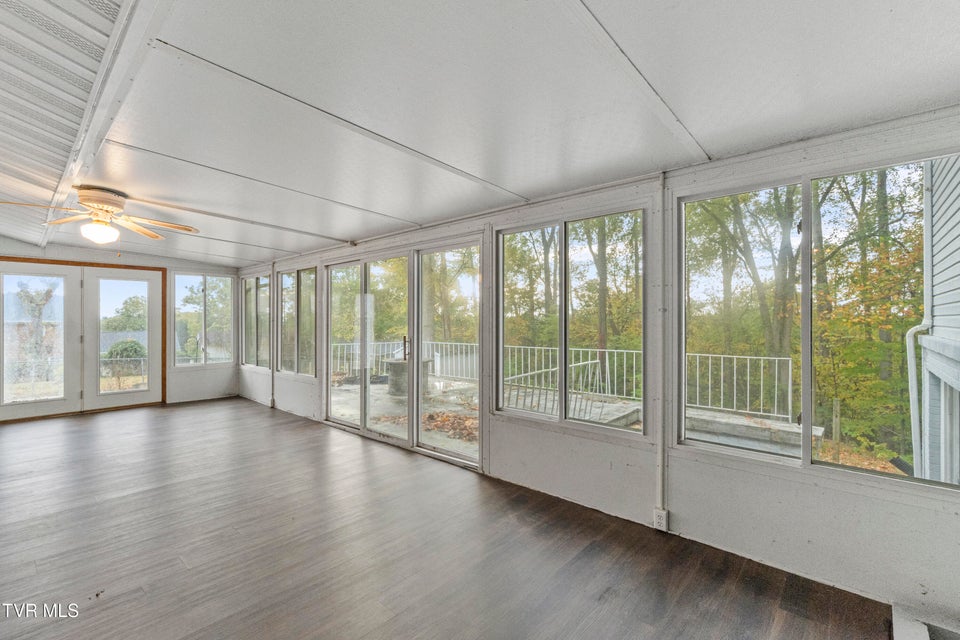 Photo #4: 1814 Brentwood Drive