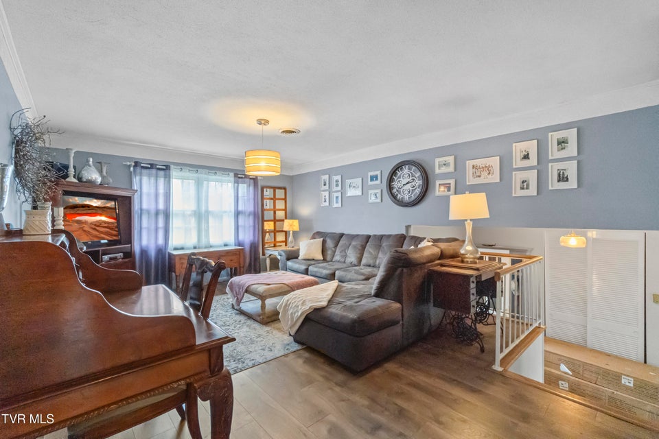 Photo #10: 1814 Brentwood Drive